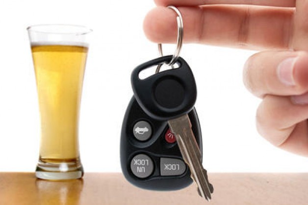 Més del 60% dels i les joves es puja a un cotxe amb un conductor/a que ha begut