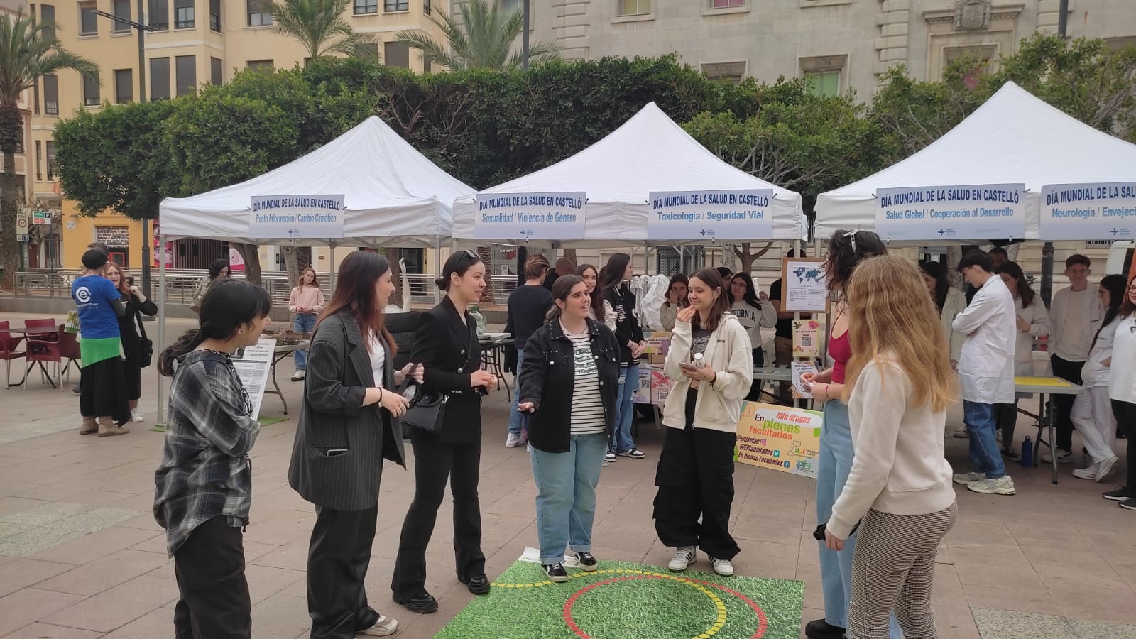 Jocs interactius i activitats divertides per a la Promoció de la Salut en l’esdeveniment de la Xarxa Sanitària Solidària Solidaria de Castelló
